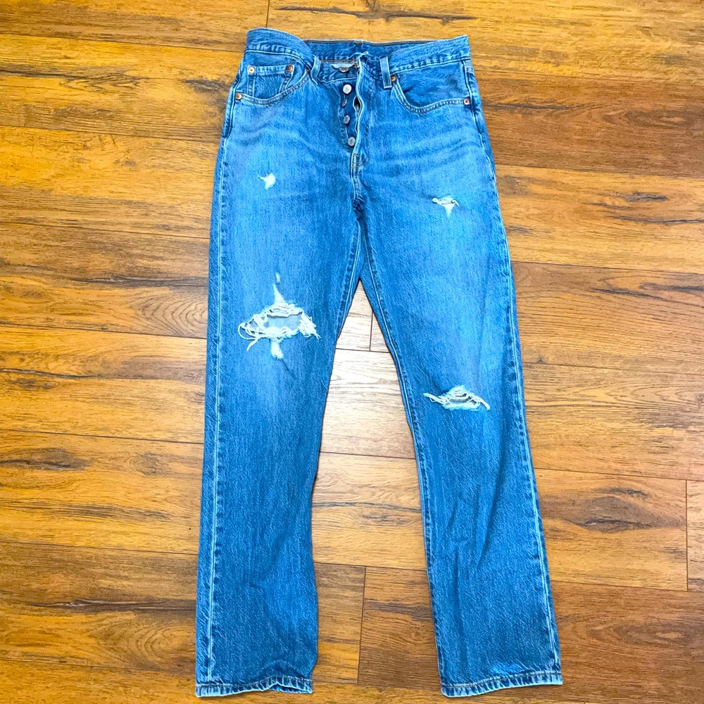 Levi 501 cropped
